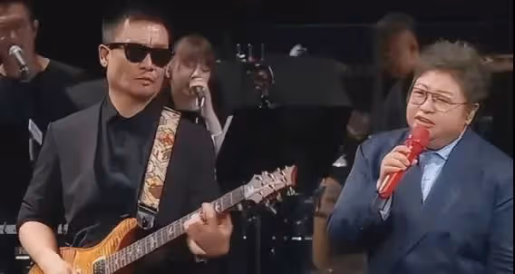53歲韓紅至今未婚,窮到幾乎傾家蕩產,真相讓人讚嘆!