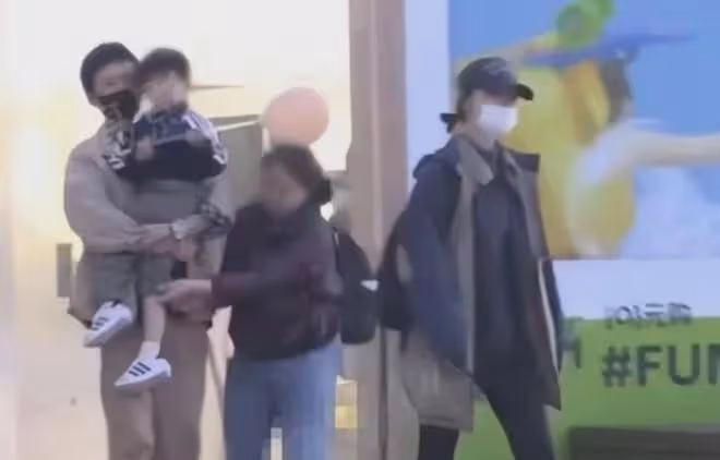 有種整容叫「離婚6年」,白百何近照刷屏,狠狠打了前夫的臉!