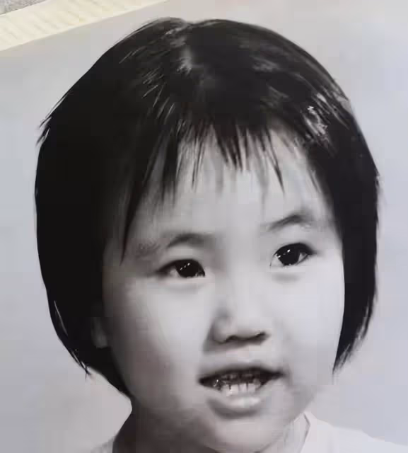 央視著名主持人方靜:一生未婚,44歲客死他鄉,成父母餘生之痛