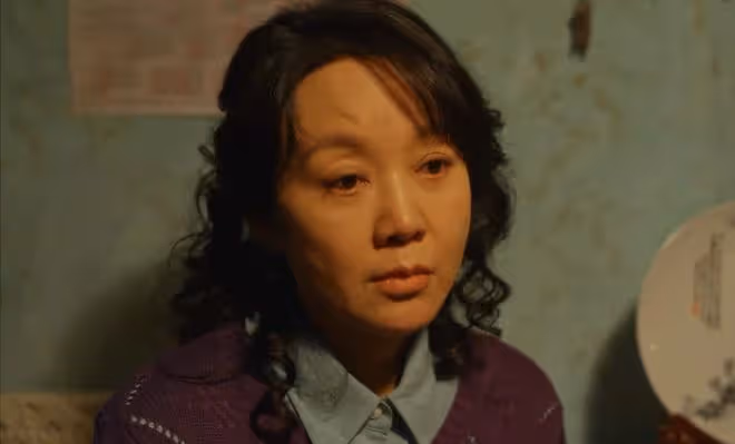 塌了!《小巷人家》黃玲對莊筱婷冷漠,才知,她和莊超英是一類人