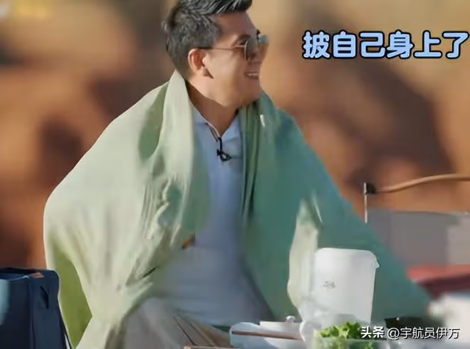 夫妻本是同林鳥,但抱歉,想離婚的黃聖依,財產已被楊子吃乾淨了