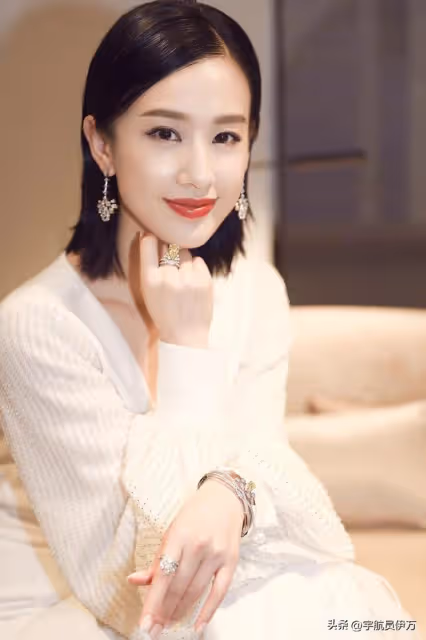 夫妻本是同林鳥,但抱歉,想離婚的黃聖依,財產已被楊子吃乾淨了