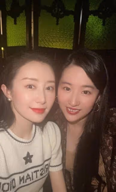 萬萬沒想到,她們竟然是王菲的旅行搭子,這個排列組合太奇怪了!