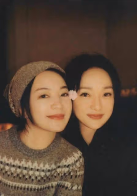 萬萬沒想到,她們竟然是王菲的旅行搭子,這個排列組合太奇怪了!