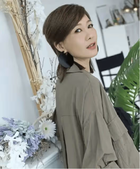 謝霆鋒前女友趙學而入行30年後再次開唱,53歲看透世界,所飾角色讓人又愛又恨