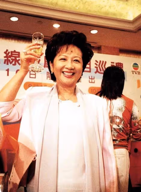 離婚後秘戀年下男十多年!薛家燕自認未打算結婚:我都已經絕經啦