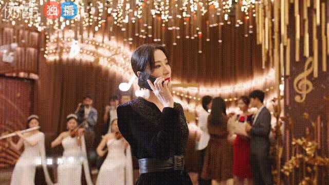 同樣是演大齡女王,把楊茜堯和佘詩曼一對比,差距立刻就有了