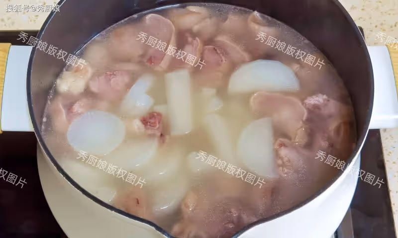 立冬之後,這一道湯建議常吃,增強免疫力強化體質,告別手腳冰冷