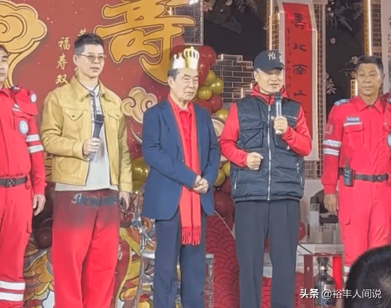 何慶魁提前三年過80歲大壽！高秀敏女兒現身，趙本山準備大壽字