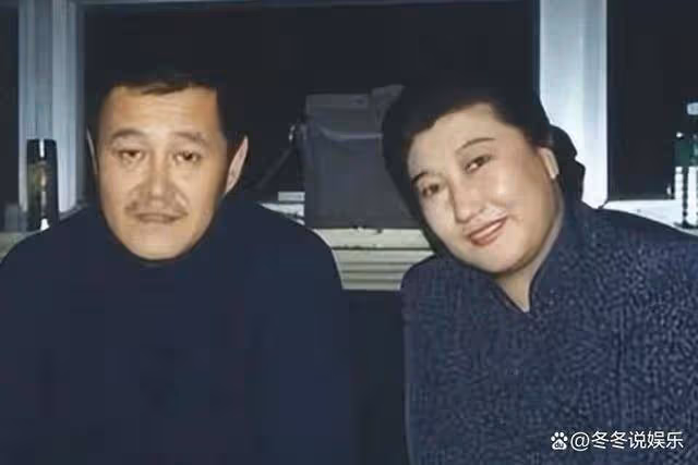 77歲何慶魁辦80大壽，父子倆「吃定」趙本山：估計禮金能花20年
