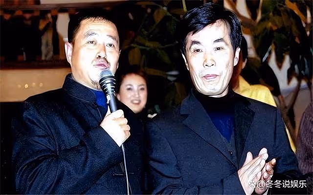 77歲何慶魁辦80大壽，父子倆「吃定」趙本山：估計禮金能花20年