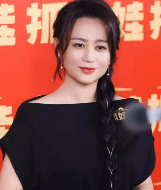 馬麗感言金雞百花雙提名:曾險因外貌換角,今贊張藝謀導演之才