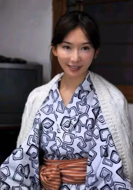 遠嫁日本五年,林志玲河南歸來引熱議,網友驚嘆:變化太大了!