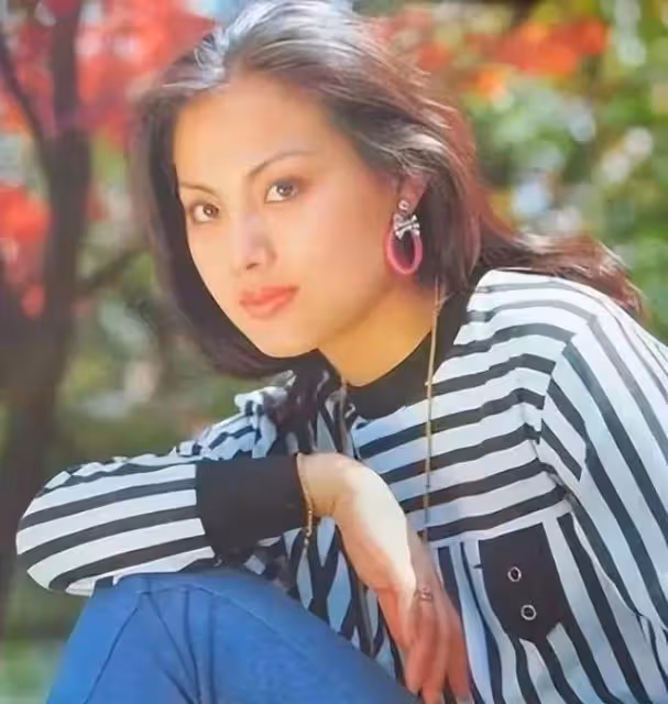 17歲拒演紅樓夢，28歲跳樓，王扶林：她很漂亮但一肚子草包沒文化