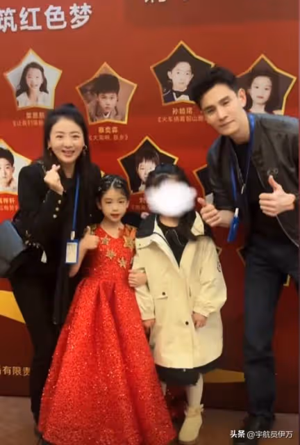 原來他們是夫妻,出道28年零緋聞,老婆比他出名,7歲女兒高顏值