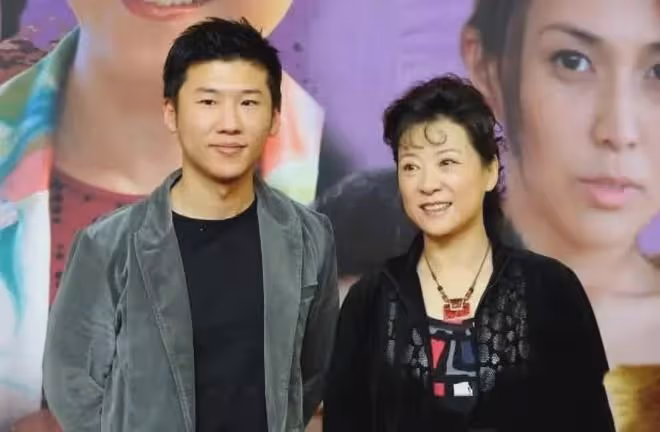 王馥荔王驍金雞獎母子傳承!演18年配角終拿獎,第二部男主戲將播