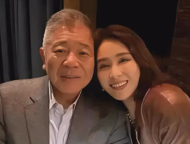 鮮花插在牛糞上的10位女星,個個貌美如花,是嫁給了愛情還是金錢