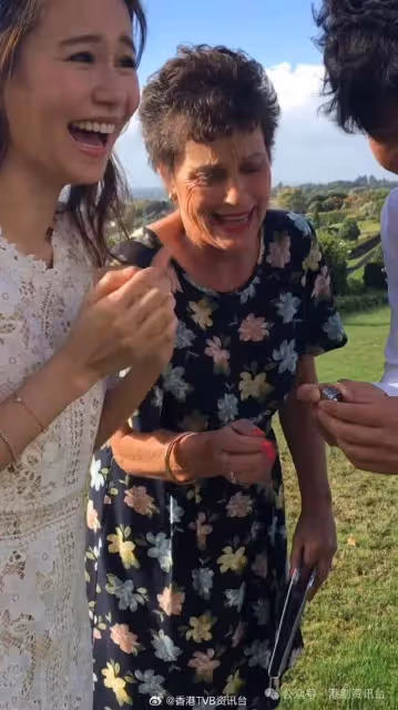 恭喜恭喜!TVB當紅花旦宣布懷孕,曬超聲波照淚流滿面
