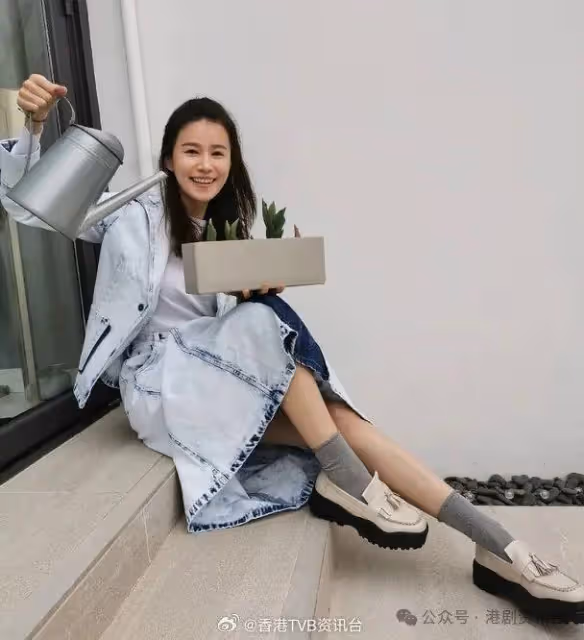 恭喜恭喜！TVB當紅花旦宣布懷孕，曬超聲波照淚流滿面