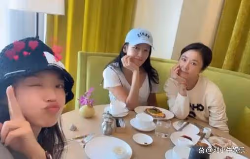 舒淇林心如林熙蕾三姐妹合體日本旅行,好閨蜜素顏出鏡狀態佳