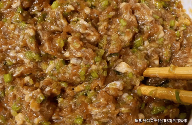 不管調什麼肉餡,順序不能錯!教你正確做法和竅門,肉餡又香又嫩