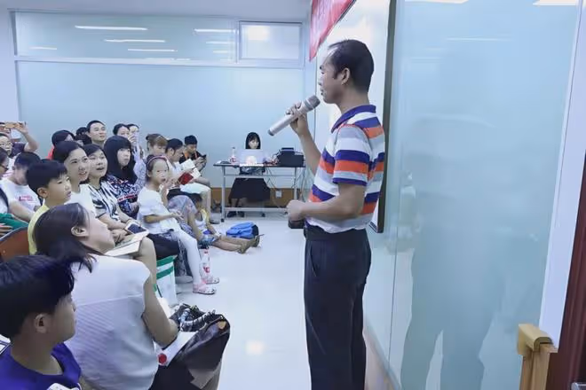 擊敗北大碩士,奪冠《中國詩詞大會》的快遞小哥,如今怎樣了?