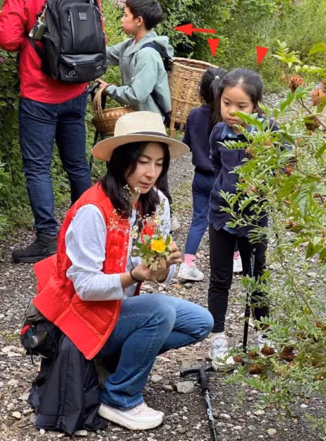 郭晶晶長女「腰果眼」顯著,8歲長相英氣,像奶奶朱玲玲