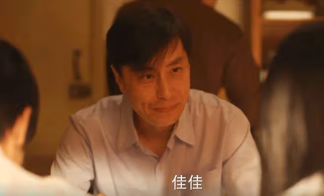 《小巷人家》大結局：若不是鵬飛女友上線，莊超英絕不會討好黃玲