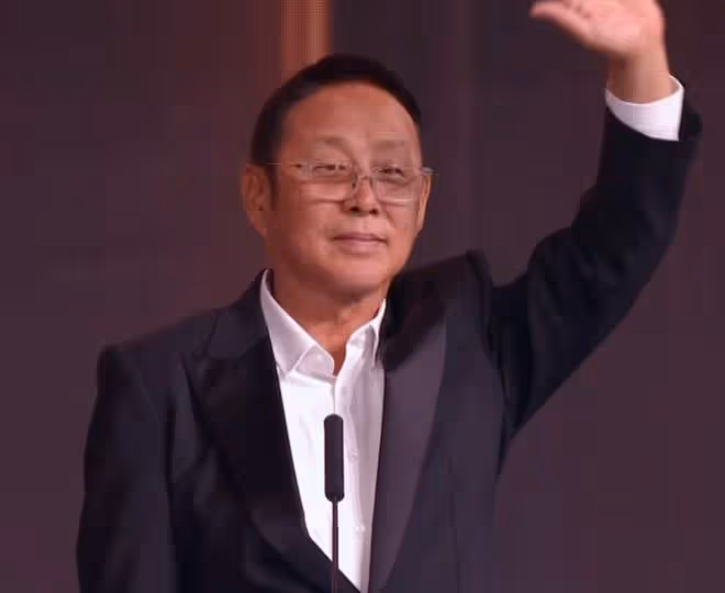 金雞獎成「照妖鏡」,雷佳音、王驍拿獎後,破防人算是照明白了