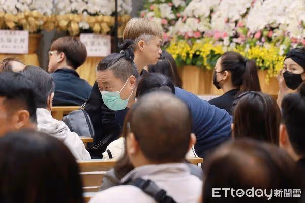 六月合體李易送石英最後一程 親曝私下交情…拍《意難忘》熟識!