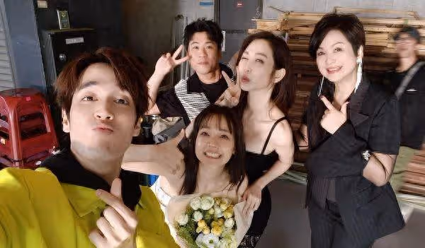 友被暴雷《影后》氣炸連夜追!曾莞婷吐心聲「意外出賣導演嚴藝文」