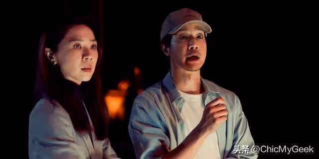 新人博上位親女導,獻身男導!《影后》真人真事揭演藝圈秘辛!