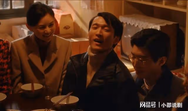 小巷人家：鵬飛一個人帶飛全家，莊奶莊爺再也不敢對他甩臉色