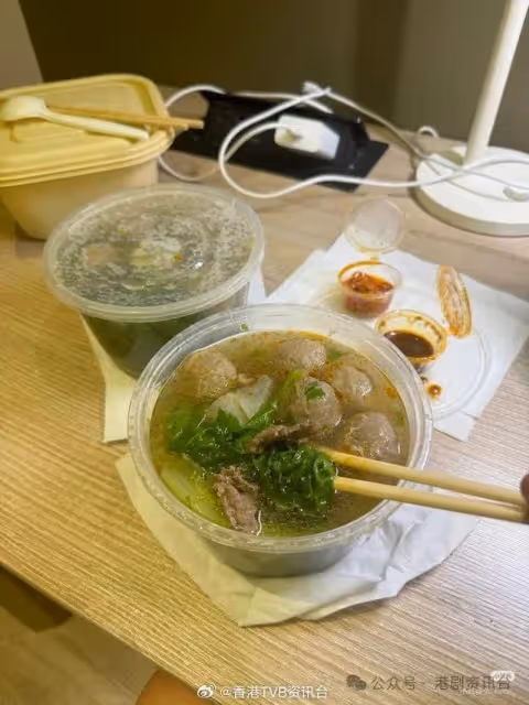 TVB當紅男星北上拍劇吸金！一個方法敷面膜皮膚滑過女人