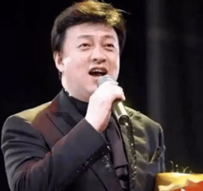 父母相繼離世,單身50年想有個家的歌唱家呂繼宏,後來怎麼樣了?