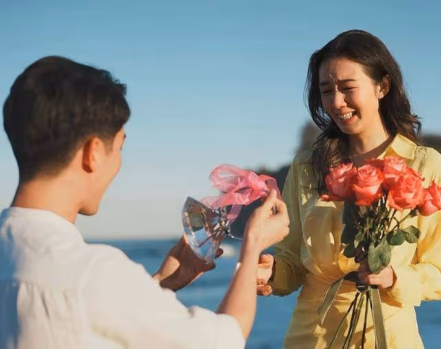 恭喜！TVB前知名女星宣布懷孕，蜜月期間和飛機師老公造人成功