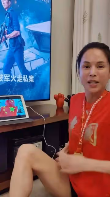 李若彤稱奧運冠軍李雯雯是其侄女,關係讓人羨慕,如今已成忘年交