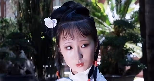 17歲少女神似林黛玉,藝考驚艷評委,網友:陳曉旭重生