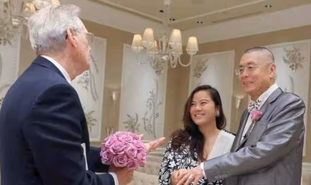 孫穎48歲曬結婚照,85歲劉詩昆的愛情告白,這才是幸福的模樣