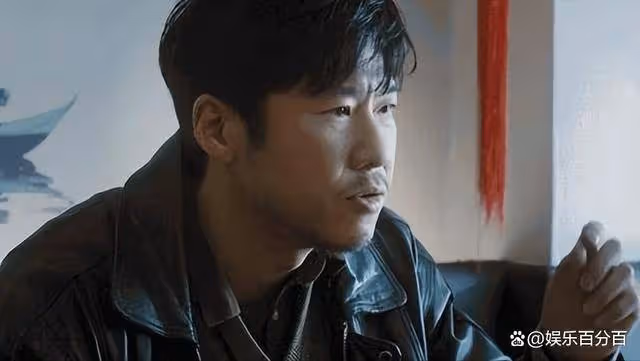 「野路子」王驍,寧做配角15年,不靠影后母親王馥荔,如今爆火