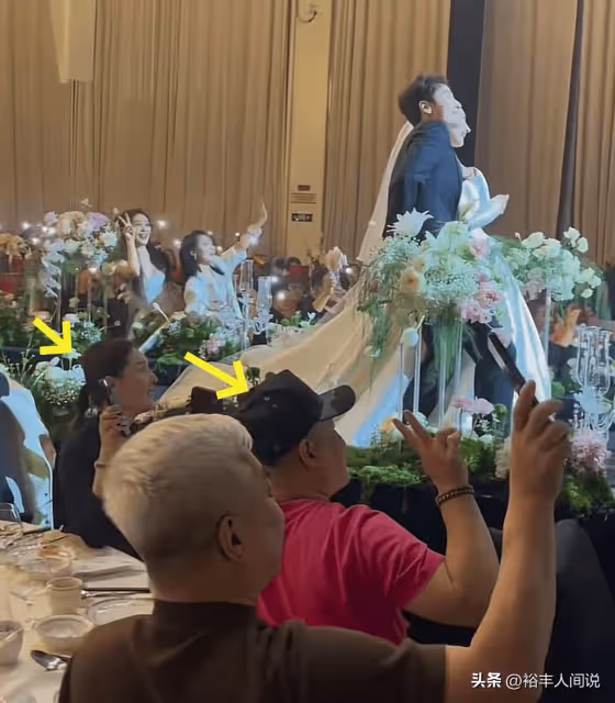 德雲社王九龍大婚!舅舅郭德綱缺席于謙證婚人,共35桌座次很講究