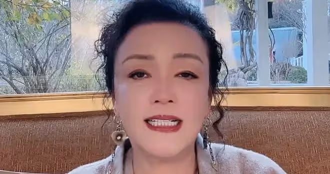 汪小菲與網友坦誠相見後廚一覽無餘亮出炒菜全過程!網友:看饞了