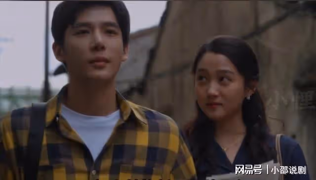 小巷人家：看懂莊爺對李佳和棟哲的婚後對比，才知莊圖南多差勁