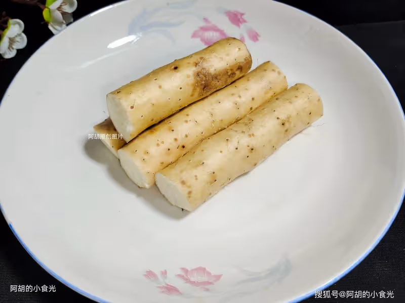 天冷吃紅薯土豆不如吃它,價不貴又補人!調餡時多加一點,多一份好口感、特解饞,入冬首選好菜