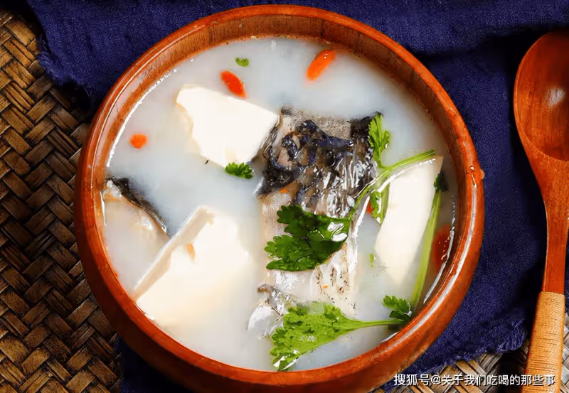 無論燉什麼魚湯,都要牢記3點,魚湯濃白好喝,沒有一點腥味