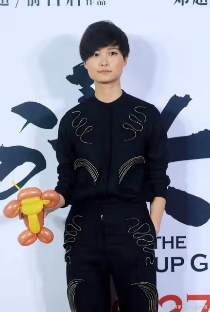 周筆暢李宇春再聚首:粵語水平不佳,但不願錯過精彩節目!