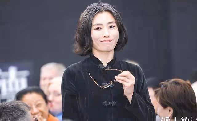 最佳女配劉丹實至名歸,嫁日本老公20年恩愛如初,趙麗穎輸在哪