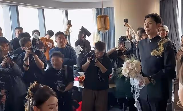 郭德綱外甥大婚!新娘孕肚明顯,明星伴郎陣容強大