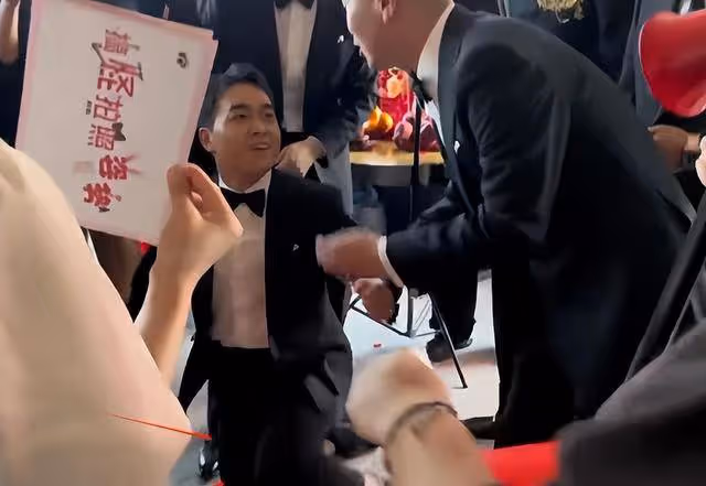 郭德綱外甥大婚！新娘孕肚明顯，明星伴郎陣容強大