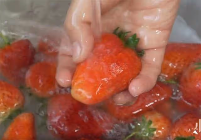 想吃雪糕不用買,配方和做法都告訴你,不放雞蛋和奶油,營養健康